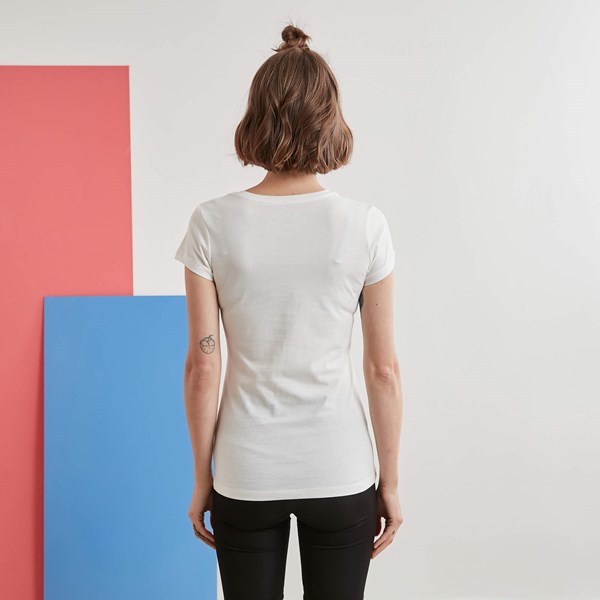 Kadın T-shirt Carmen Kadın Logolu Basic  Tshirt Ürün Kodu: 20206002-9007