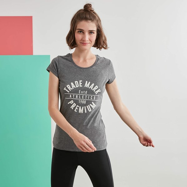 Kadın T-shirt Susan Kadın Baskılı  Tshirt Ürün Kodu: 20206009-2018
