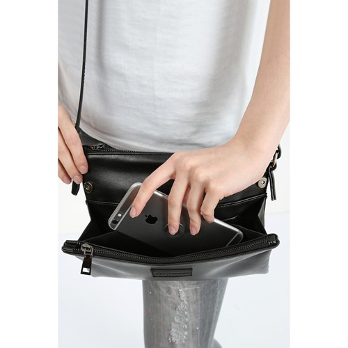 Unisex Çanta & Cüzdan Nell Postacı çanta Ürün Kodu: nell-siyah